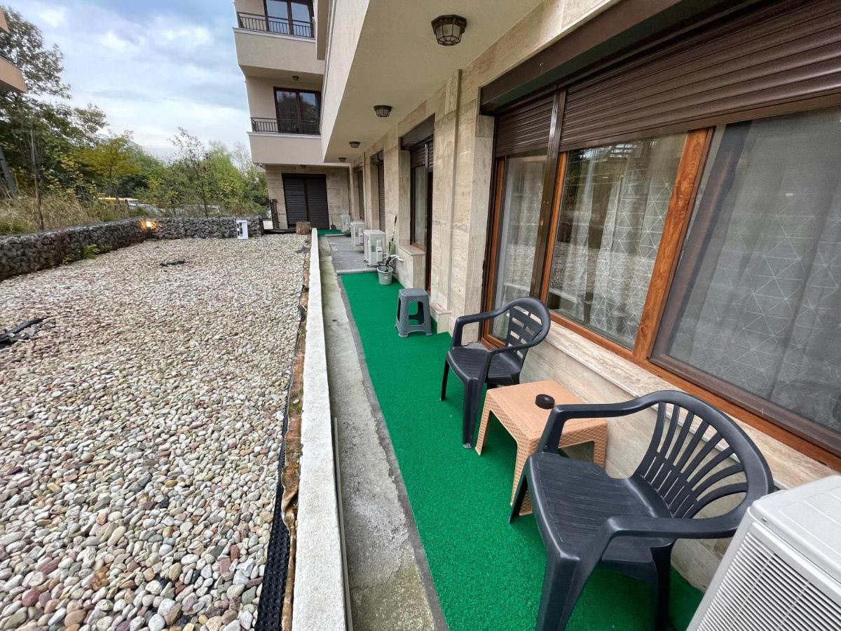 Sunny Apartment In Studentski Grad, Behind Unss Sofia Exterior photo