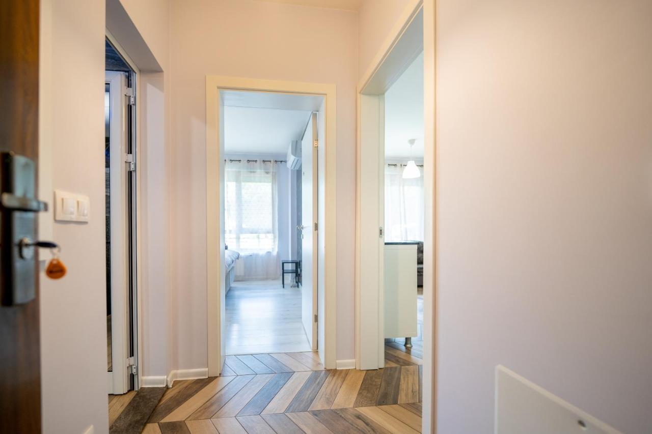 Sunny Apartment In Studentski Grad, Behind Unss Sofia Exterior photo