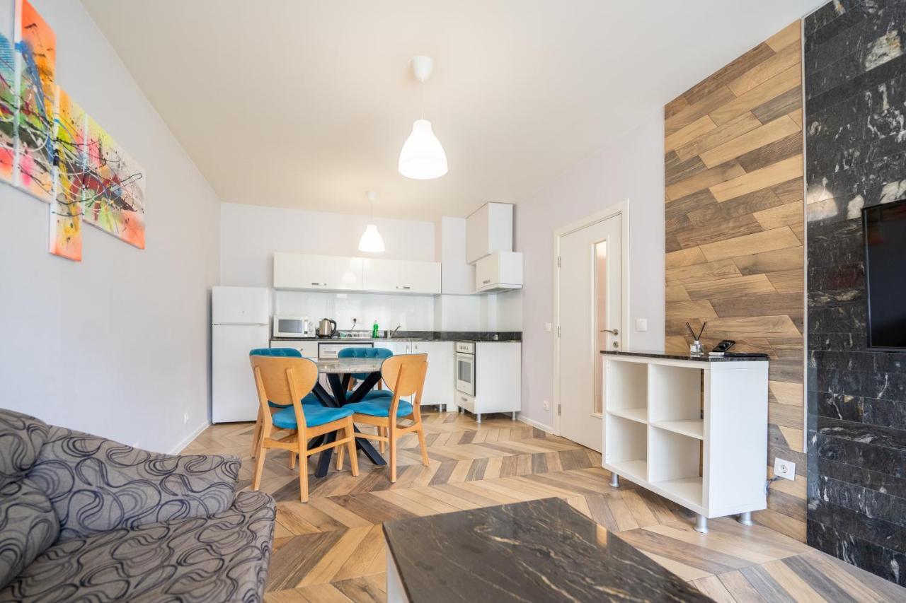 Sunny Apartment In Studentski Grad, Behind Unss Sofia Exterior photo