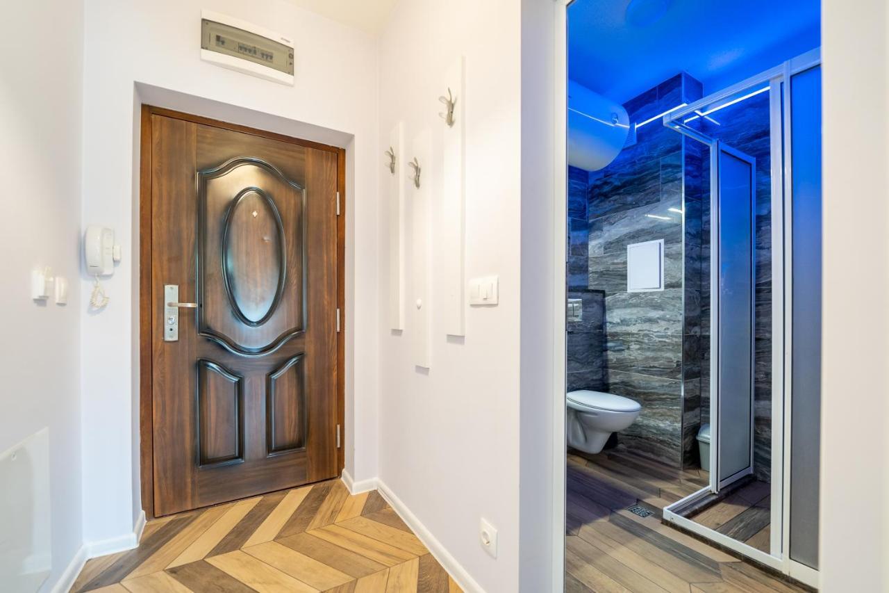 Sunny Apartment In Studentski Grad, Behind Unss Sofia Exterior photo